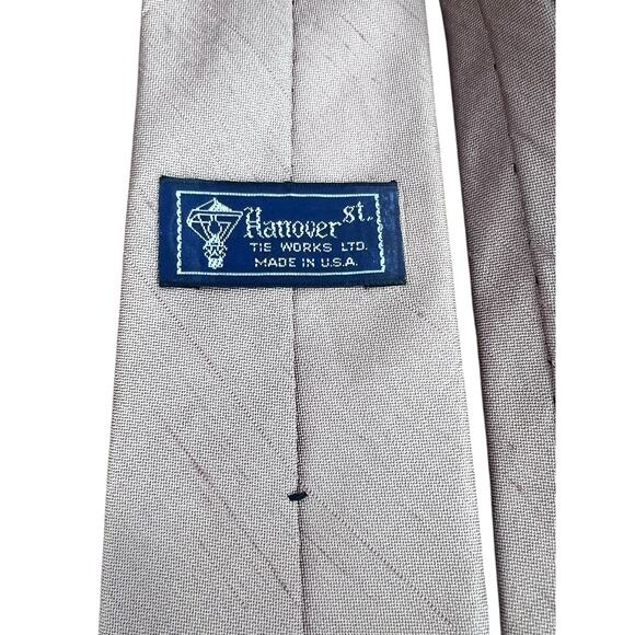 Vintage Hanover Mens Tan Dupioni Silk Tie Classic Solid Dapper Made In USA - Picture 7 of 7